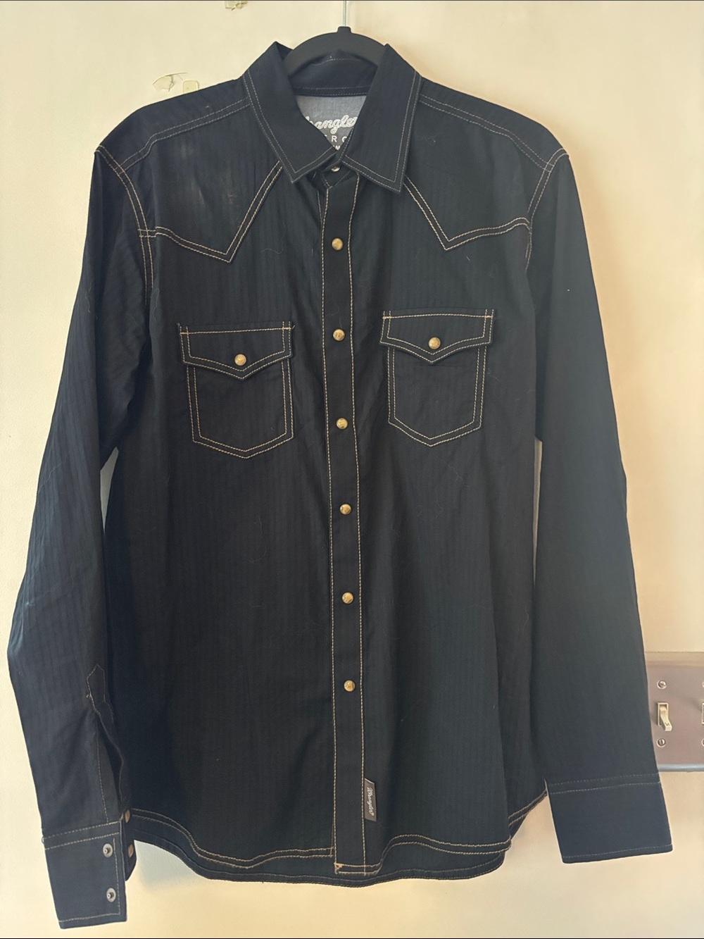 Wrangler Black Western Snap Shirt with Contrast Stitching  Retro Premium.